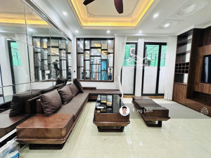 đẹp nhất cầu giấy! 20m ra phố, gần oto, ngõ 4m, lô góc 3 thoáng, 31m2, 5tầng