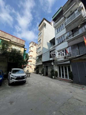 siêu phẩm xuân đỉnh giáp xuân la ô tô ngủ trong nhà, trước nhà để 10 ô tô dt 50m2x5t giá 14.5 tỷ