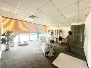 cho thuê văn phòng ngoại giao đoàn 70m² giá chỉ từ 20 triệu/tháng