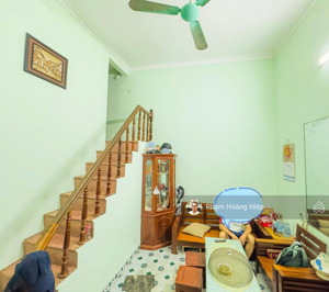 (không ảo)cầu giấy - 16.72m2 - lô góc - mt: 5.05m - chỉ 5.99 tỷ - sổ đỏ vuông a4 - lh 