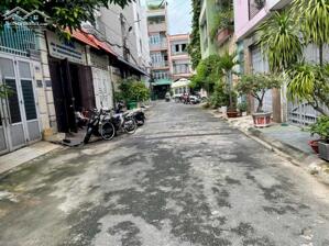 Bán nhà HXH 8m Đồng Đen - khu Bàu Cát - DT 4 x 18 - 1 trệt 2 lầu sân thượng - giá 10.8 tỷ TL