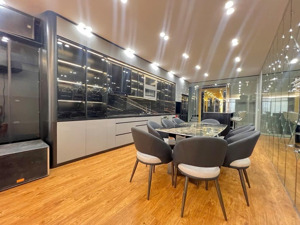 bán nhà phố nguyễn văn cừ 80m²- 7 tầng- nội thất đẳng cấp, ngõ thông, gara ô tô