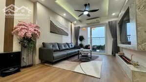 Bán gấp căn hộ chung cư Ngoại Giao Đoàn – tòa cao cấp – tầng cao – Sổ 102m2.