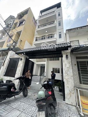 nhả làm khách sạn_ homestay_ đường 49 _ tân quy_ quận 7 , hệ thống pccc đầy đủ