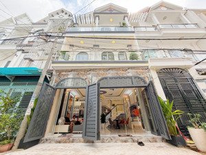 bán nhà sổ riêng 3 tầng full nội thất, gần sát quận 7