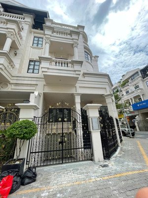 15 triệu - cho thuê tầng trệt căn góc cityland park hills, p10, gò vấp