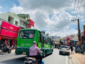 hàng hiếm- bán nhà 3 tầng- mặt tiền võ văn ngân- khu trung tâm thủ đức- 75m2- 20 tỷ