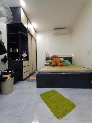 bán nhà phân lô rất đẹp phố tân mai - ngay cạnh hồ đền lừ - có vỉa hè - nhà mới - có thang máy