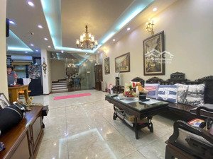 bán nhà xuân la, gần ngoại giao đoàn - ô tô tránh - gara ô tô . dt 80m x 4 tầng - giá 22 tỷ .