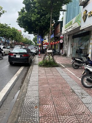 bán nhà mặt phố ngô gia tự trung tâm long biên diện tích khủng 325m mặt tiền 8m