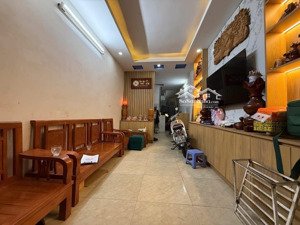 ngõ nông gần phố,nhà dân xây,ba gác tránh lê trọng tấn hà đông 35m 6,1 tỷ