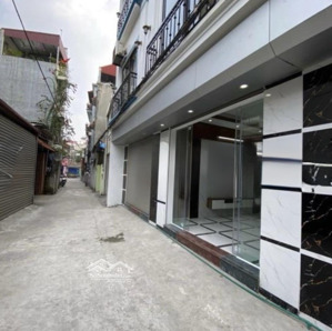 siêu phẩm thạch bàn long biên, 33.6m2 x 5 tầng, gara ô tô thông, tặng full nội thất