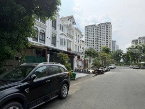 bán biệt thự 250m2, 52 tỷ tại nam đô phú mỹ hưng, q7, hcm