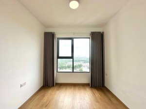 cần cho thuê căn hộ flora mizuki 58m2 2pn/1wc giá 8,7 triệu có 1 máy lạnh.lh: 