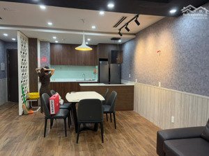 cho thuê căn hộ botanica ppemier ,tân bình , dt 75m2 , 2pn giá 15rt/tháng . lh : sang