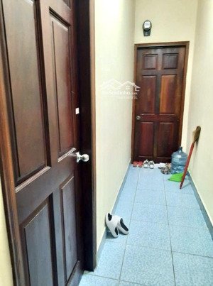 bán nhà hẻm ô tô 2 tầng đúc ngã tư hàng xanh 55m2 giá 6.3 tỷ - lh 