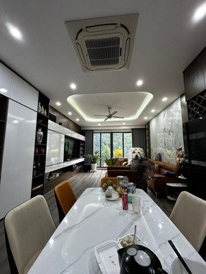 nhỉnh 300 triệu nhà đền lừ hoàng mai oto gara 7 tầng thang máy 5m mặt tiền view hồ nhà đẹp ở ngay