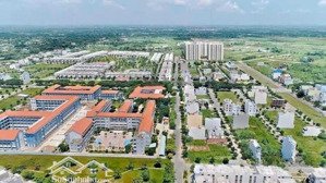 nền rẻ nhất dự án. đối diện công viên, trường học. mặt sau đường song hành, ql50. giá 5,6 tỷ