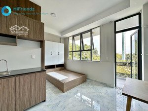 phòng mới full nội thất rộng rãi ban công gần mai chí thọ thuận tiện đi q1,3,7,9