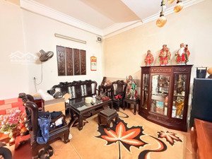 bán nhà ngọc hà ngõ thông vài bước chân ra phố gần hồ điều hoà 62m2 5 tầng giá chốt quanh 15.5 tỷ