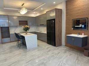 bán nhà mặt phố nguyễn trãi, 52 tỷ, 60m2, 5pn, 5wc, đầy đủ nội thất