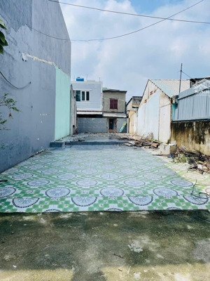 cần bán lô đất sổ hồng riêng tại phường an phú đông ( quận 12 cũ) diện tích 112 m2, giá 5,5 tỷ