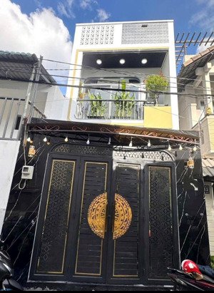 chính chủ gấp-giảm hơn 200tr- sát lê trọng tấn-hẻm 5m-2 tầng btct, 72m2,3pn