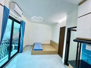 tòa chdv cầu giấy, oto đỗ cổng, 97m * 8t * 14pn kk full nội thất, dòng tiền 80tr/th, thang máy