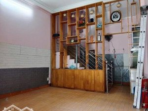 6.9 tỷ vị trí đẹp 50m ra phố bạch mai ngõ mai hương, hai bà trưng dt25m 5t mt 4.36 lh: 