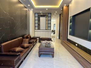 bán nhà phúc lợi. ô tô tránh, kinh doanh. full nội thất.s 93m*5tầng*thang máy*giá đầu tư hơn 14 tỷ.