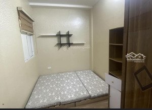 chính chủ cho thuê phòng đơn, full đồ, khoá từ vân tay. giờ tự do từ 1.4tr - 1.9tr ở 61 hoàng cầu