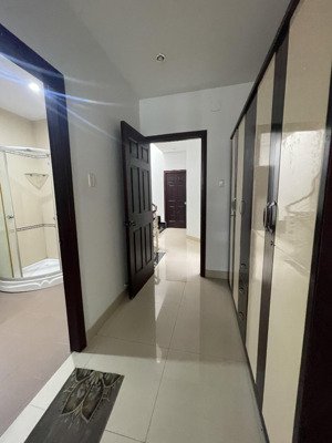 nhà 3 tầng trong khu dân cư bình hưng. dt: 4x20m = 80m2, sổ hồng hoàn công