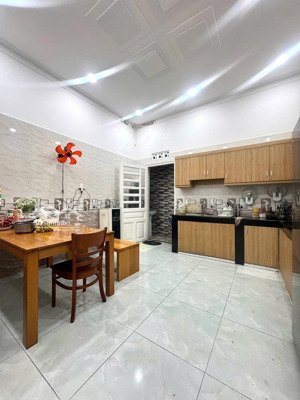 hxh thông - 93m2 hơn 8 tỷ, kế khu bàu cát chợ hoàng hoa thám tân bình, 93m2, giá 8.55 tỷ