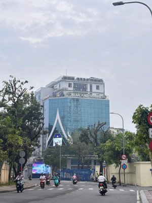 siêu phẩm mặt tiền tôn thất tùng quận 1, 431m², xây hầm + 8 tầng tự do! gía 290 tỷ-lh0937921939