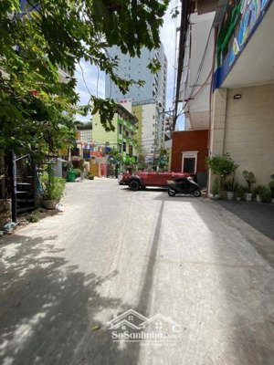 bán nhanh căn góc khu phố tây, nha trang. dt 100m2, nhà 3 tầng, giá 47 tỷ, lh ngay 