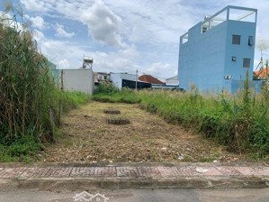 bán đất nền sổ hồng riêng khu dân cư xã qui đức dt 5x22,92 m (114,6 m2) giá 2 tỷ 900