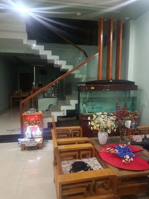 bán nhà 3 tầng đường trần quý khoách gần hồ tùng mậu