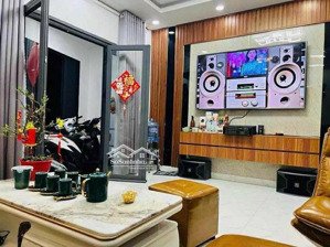 bán nhà mặt hẻm p. 13, tân bình - 5,3 x 10, 3pn 2wc, đường đồng xoài hẻm ba gác. lh: 