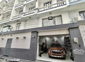 nhà mặt tiền ngang phạm văn chiêu ngang 10,5m - bề ngang siêu rộng - xe hơi ngủ trong nhà - 8,8 tỷ