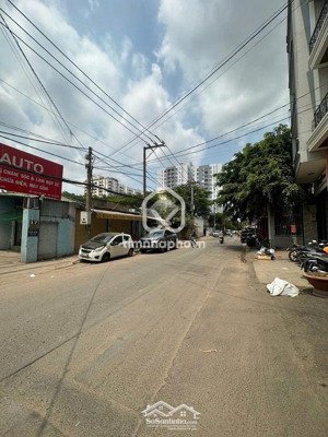 bán nhà mặt tiền đường thái thị nhạn, p10. tân bình. đoạn âu cơ, đồng đen ( 22x53m = 1188m2 đất ở )