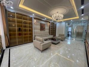 NHÀ PHÂN LÔ, 7 TẦNG, THANG MÁY, NỘI THẤT XỊN, Ở SƯỚNG, VỈA HÈ, Ô TÔ TRÁNH PHỐ MẠC THÁI TỔ.