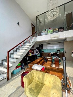 bán căn hộ duplex the view, dt 137m2, 3pn, 2wc, ntcb, giá 11 tỷ, thương lượng khách thiện chí.