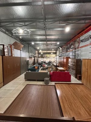 mặt phố giá tốt nhất ngô gia tự long biên hà nội dt 310 m2 2 tầng 8m mt 44.xtỷ lh: 