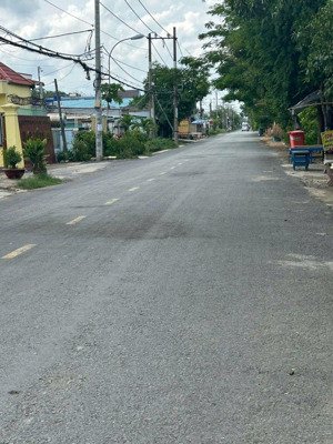 bán đất 12*60 mặt tiền đường lê đình chi , cách đường trần đại nghĩa 800m.