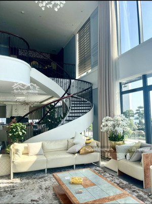nhà mình bán penthouse 190m2, 4pn 3vs, nội thất full, sẵn sổ, chung cư the zei, giá 18.5 tỷ