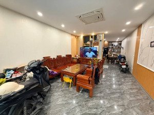 nhà đẹp hai bà trưng 61m², 4 tầng, ô tô tránh, 2 mặt thoáng, kinh doanh sầm uất.