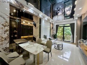 bán nhà hoàng quốc việt- phùng chí kiên, góc 3 thoáng, 2 ô tô tránh, vỉa hè, thang máy, vp, 58m2*6t