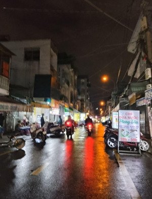 nhà bán mặt tiền kinh doanh 12m ngay chợ tân hương ,tân phú ,4 tầng btct , 60 m2 ( 4*15) 4pn 4wc