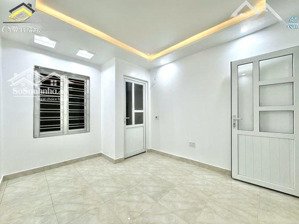 chủ rất cần bán thư trung - ngô gia tự - ngõ ô tô đỗ cửa chỉ 2,x tỷ