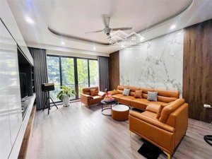 nhà đất lô góc gần mặt phố tây sơn, ngõ ô tô, ở ngay, 55m² giá 15.9 tỷ.